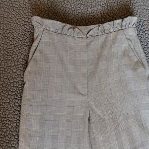 Black/White Plaid Trousers